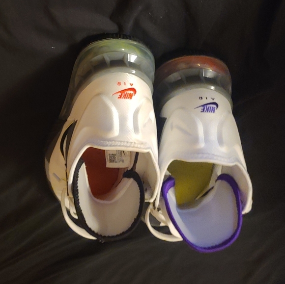 Shoes - Picture 3 of 4